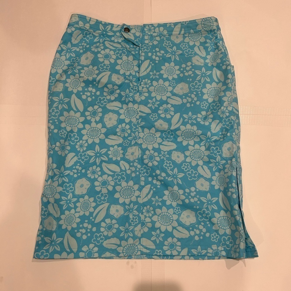 Columbia Golf Skirt Women’s 6 Floral Blue Knee Length Snap Button